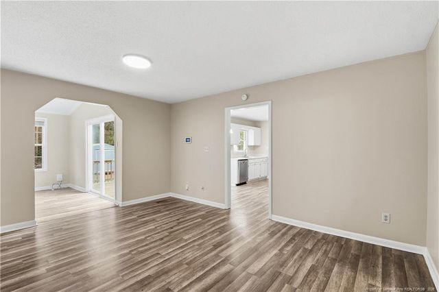 6813 Foxton Court, Fayetteville, NC 28304