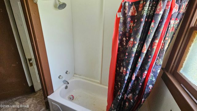 3415 W Muhammad Ali Blvd, Louisville, KY 40212