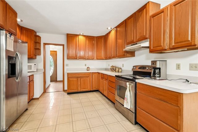 10312 W River, Columbia Station, OH 44028