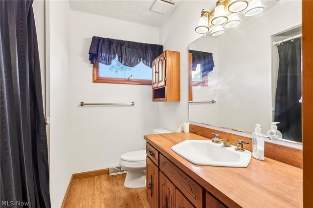10312 W River, Columbia Station, OH 44028