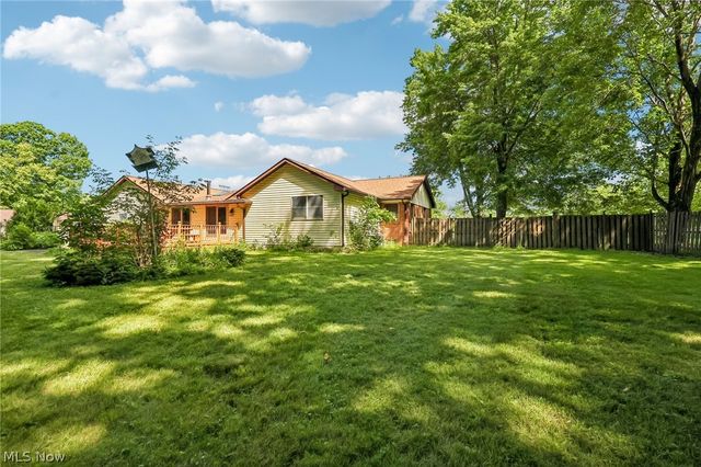 10312 W River, Columbia Station, OH 44028