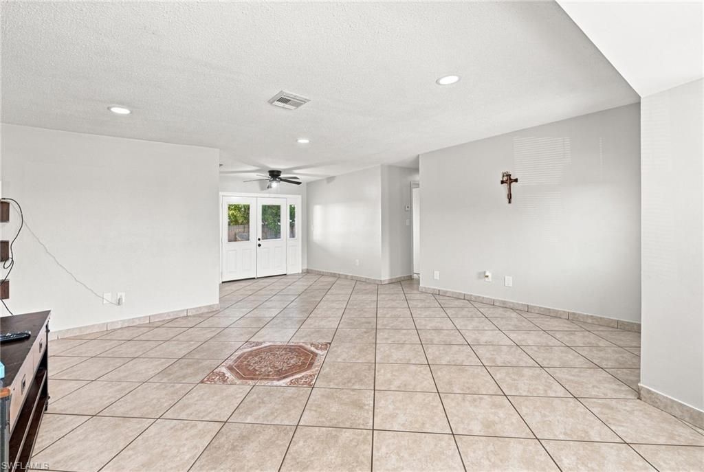 18186 Iris RD, FORT MYERS, FL 33967 — photo 5