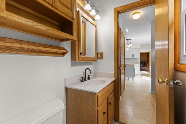 18345 Ashlea DRIVE, Brookfield, WI 53045