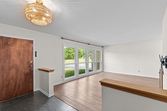 18345 Ashlea DRIVE, Brookfield, WI 53045