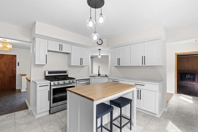 18345 Ashlea DRIVE, Brookfield, WI 53045