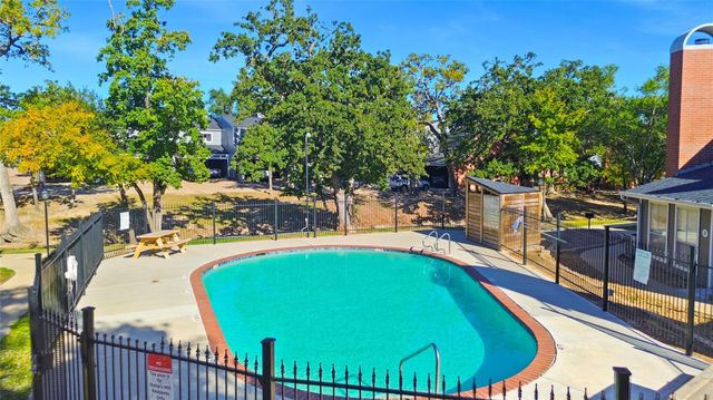 1501 Stallings Drive 73, College Station, TX 77840