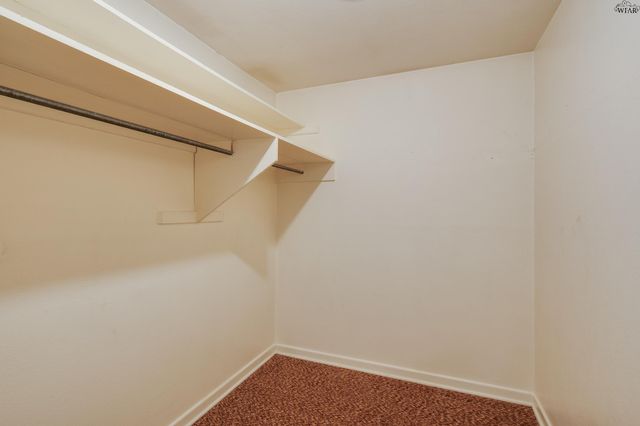 501 S HILLTOP STREET, Burkburnett, TX 76354