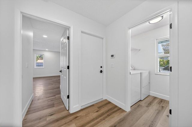 2366 SE Country Club Lane, Stuart, FL 34996