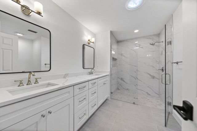 2366 SE Country Club Lane, Stuart, FL 34996