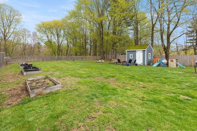 229 Highland St, Hamilton, MA 01982