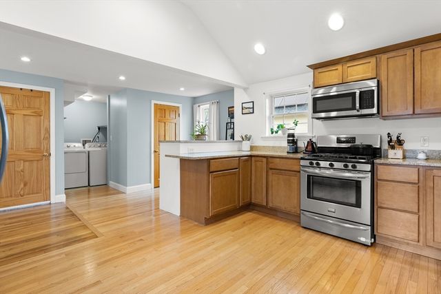 229 Highland St, Hamilton, MA 01982