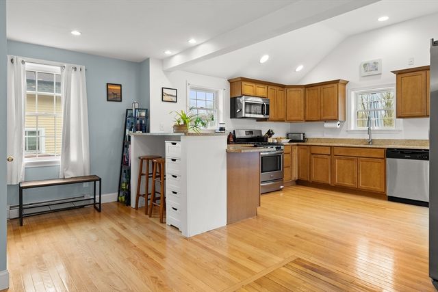 229 Highland St, Hamilton, MA 01982