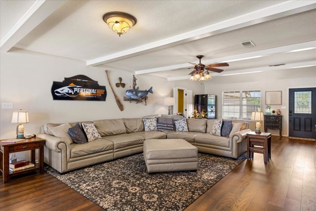 109 Casas Del Sur Street, Granbury, TX 76049