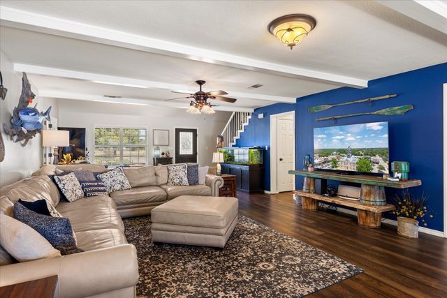 109 Casas Del Sur Street, Granbury, TX 76049