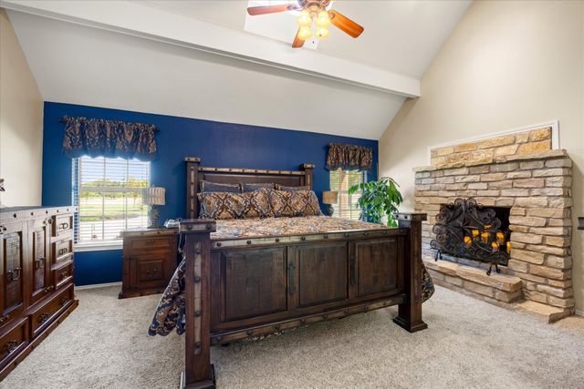 109 Casas Del Sur Street, Granbury, TX 76049