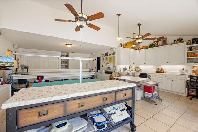 109 Casas Del Sur Street, Granbury, TX 76049