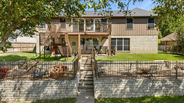 109 Casas Del Sur Street, Granbury, TX 76049