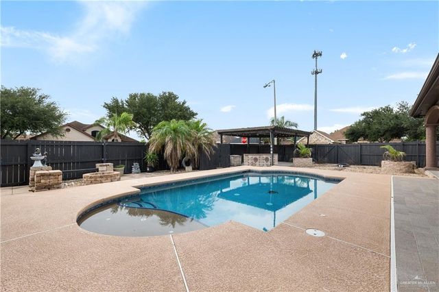 2712 Cornell Avenue, Mcallen, TX 78504