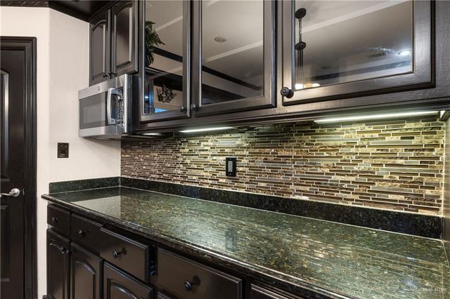 2712 Cornell Avenue, Mcallen, TX 78504