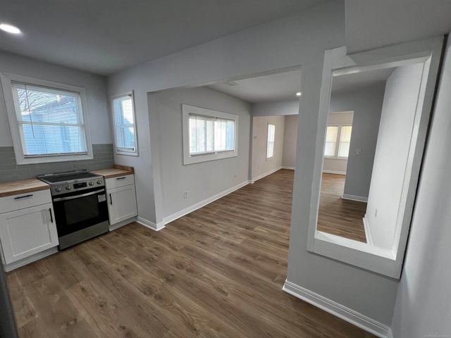 17891 Birmingham St Street, Roseville, MI 48066