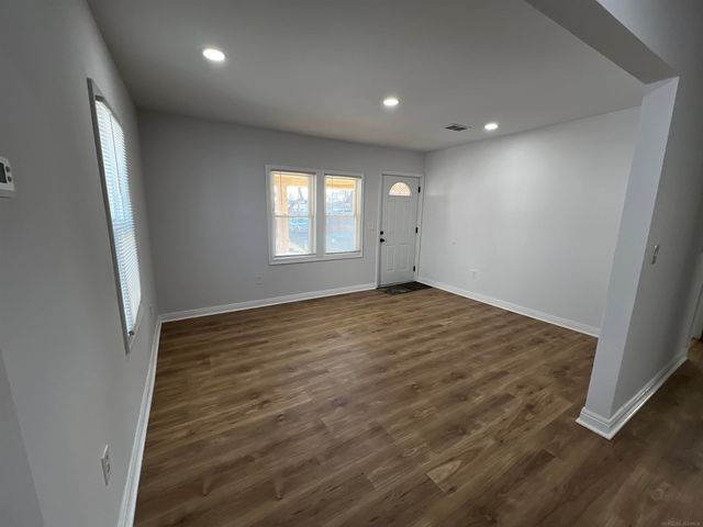 17891 Birmingham St Street, Roseville, MI 48066