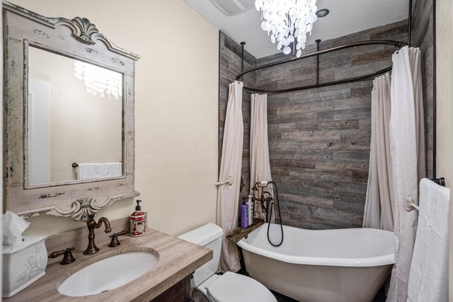 844 East Drive, Boynton Beach, FL 33435