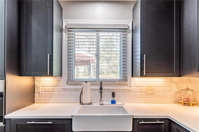 427 Arbour Run, Suwanee, GA 30024