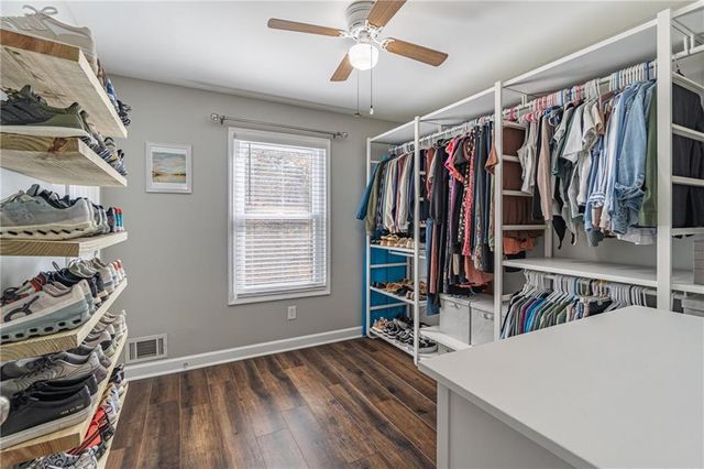 427 Arbour Run, Suwanee, GA 30024