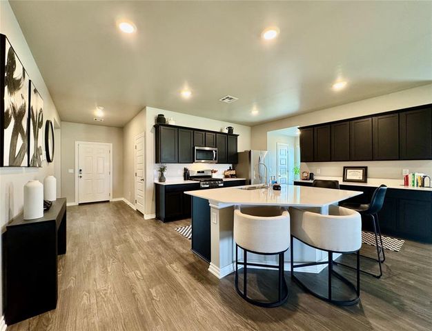 2800 Stormy Street, Yukon, OK 73099