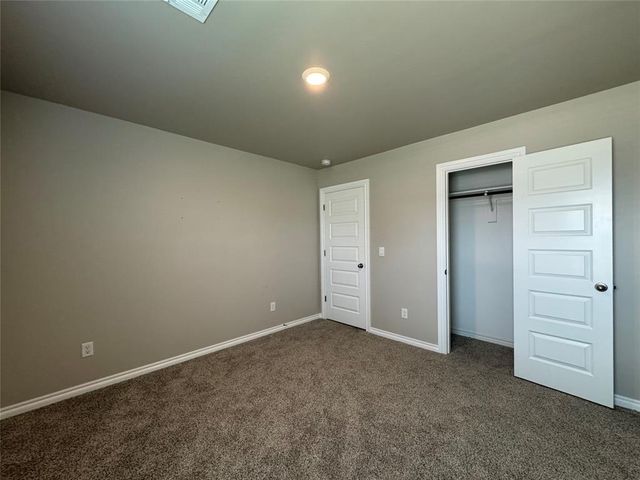 2800 Stormy Street, Yukon, OK 73099