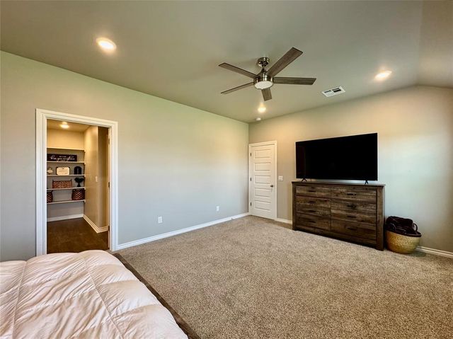 2800 Stormy Street, Yukon, OK 73099