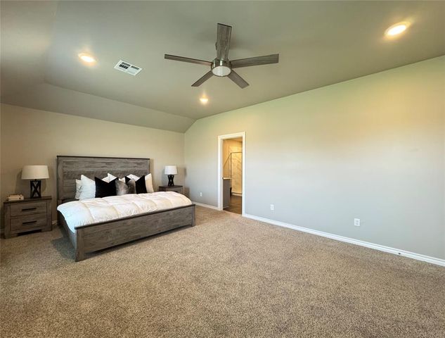 2800 Stormy Street, Yukon, OK 73099