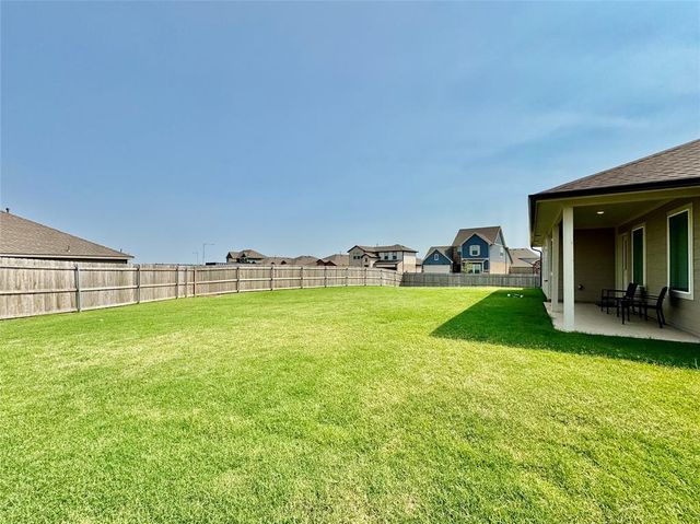 2800 Stormy Street, Yukon, OK 73099