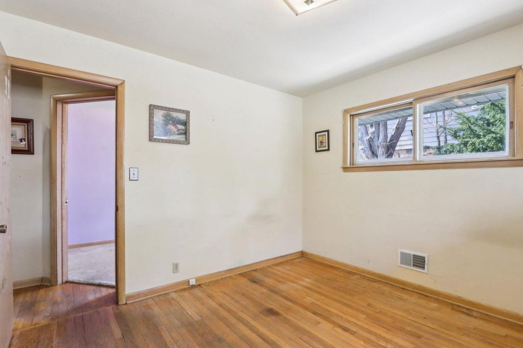 property-img