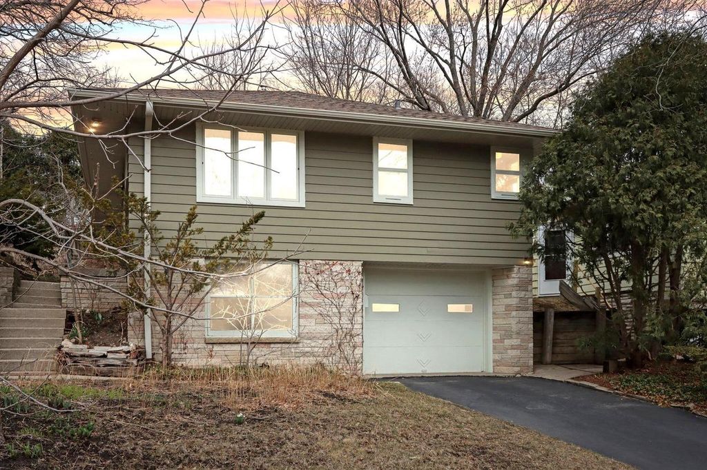 property-img