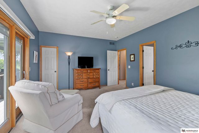4912 Woodland Hills Drive, Eagle, NE 68347