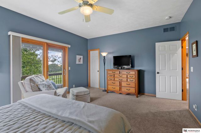 4912 Woodland Hills Drive, Eagle, NE 68347