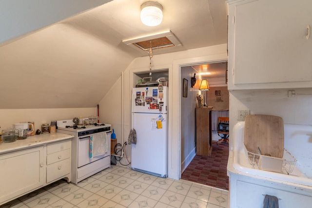 324 S ROOSEVELT STREET, Green Bay, WI 54301