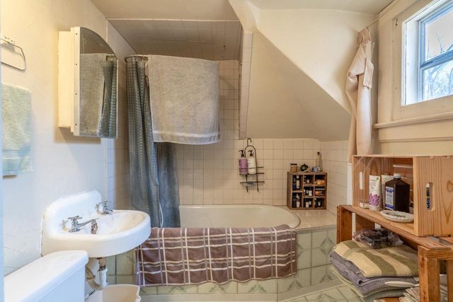 324 S ROOSEVELT STREET, Green Bay, WI 54301