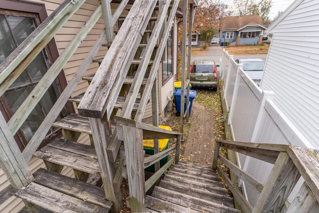 324 S ROOSEVELT STREET, Green Bay, WI 54301