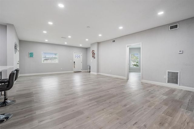 1830 20TH STREET S, St Petersburg, FL 33712