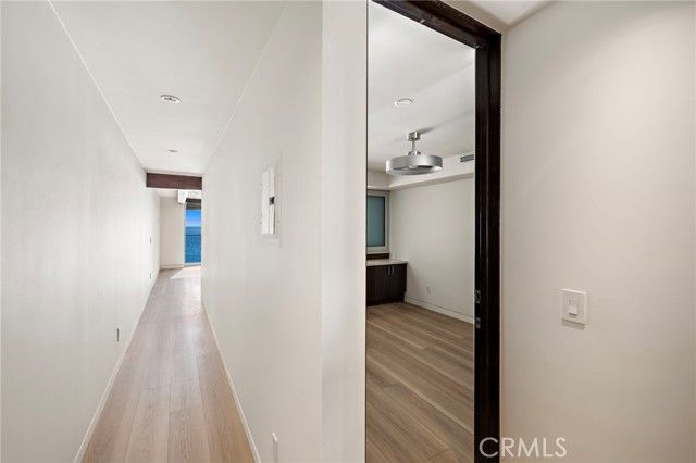 609 Sleepy Hollow Lane 18, Laguna Beach, CA 92651