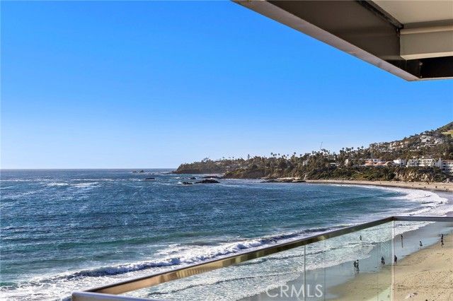 609 Sleepy Hollow Lane 18, Laguna Beach, CA 92651