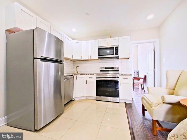 3010 N BROAD ST, Philadelphia, PA 19132
