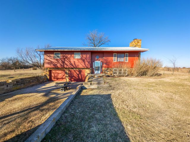 1636 Rock, Howard, KS 67349