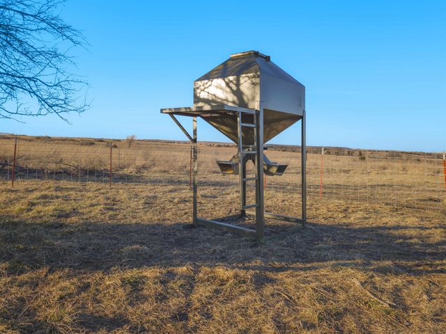 1636 Rock, Howard, KS 67349