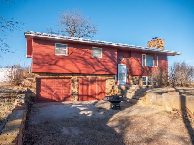 1636 Rock, Howard, KS 67349
