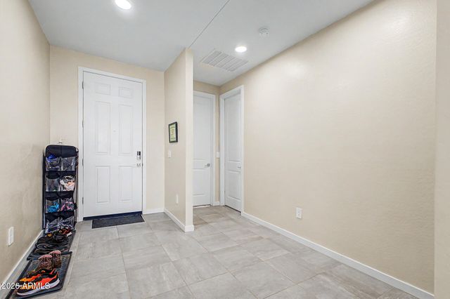 37013 W LA PAZ Street, Maricopa, AZ 85138