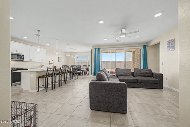 37013 W LA PAZ Street, Maricopa, AZ 85138