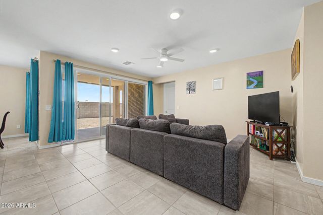 37013 W LA PAZ Street, Maricopa, AZ 85138